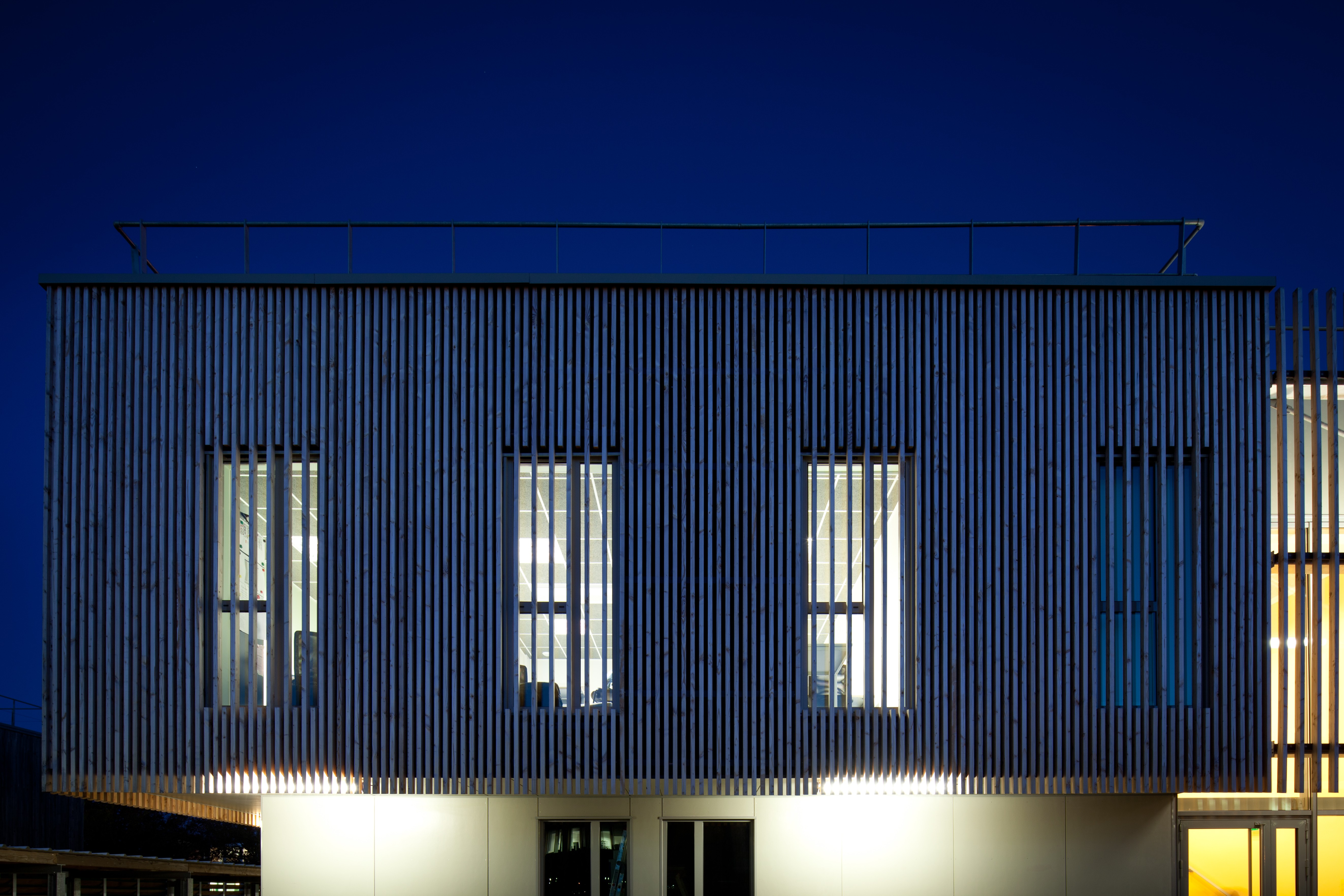 Centre logistique Le T5 Synchrotron à Plateau de Saclay (91), par Marc Nicolas Architectures